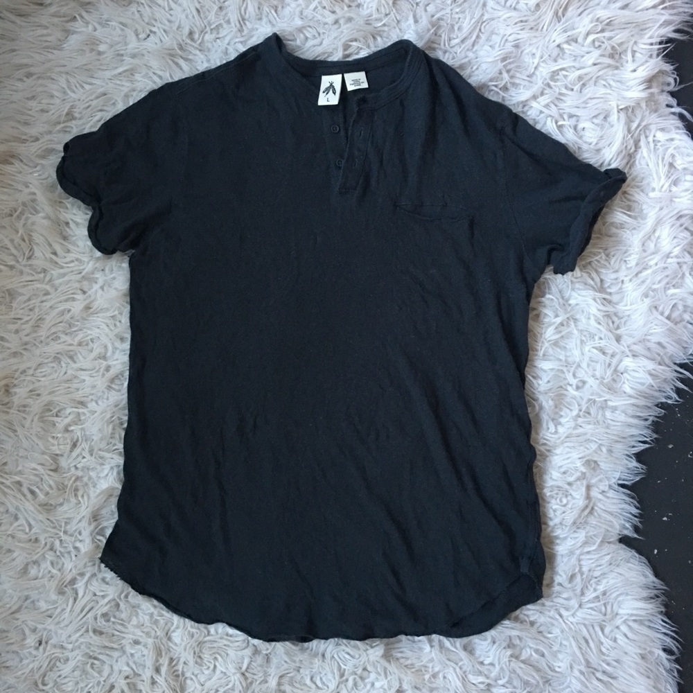 Feathers dark gray charcoal curved hem shirt